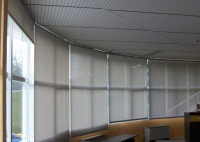 empresa de instalacion de cortinas enrollables en pamplona aula gongora