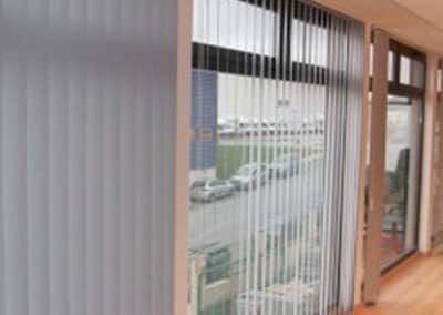 empresa de instalacion de cortinas verticales en pamplona oficina